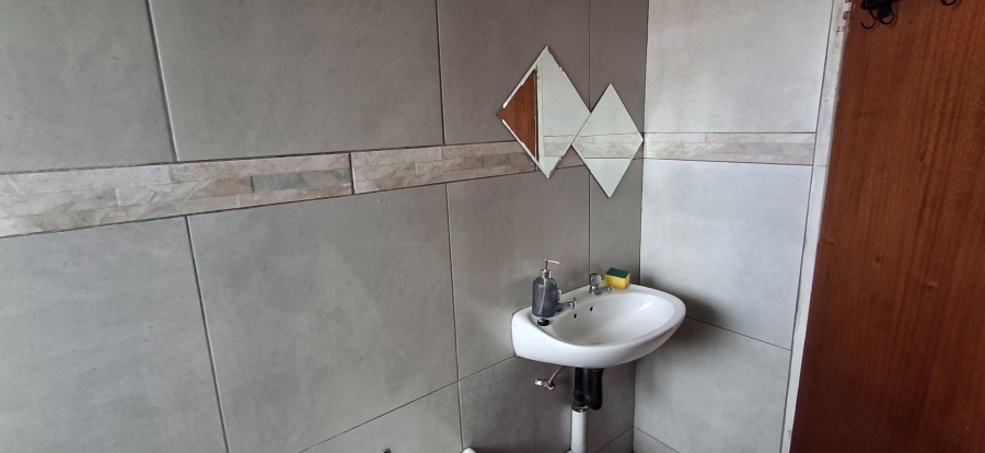 2 Bedroom Property for Sale in Westdene Free State